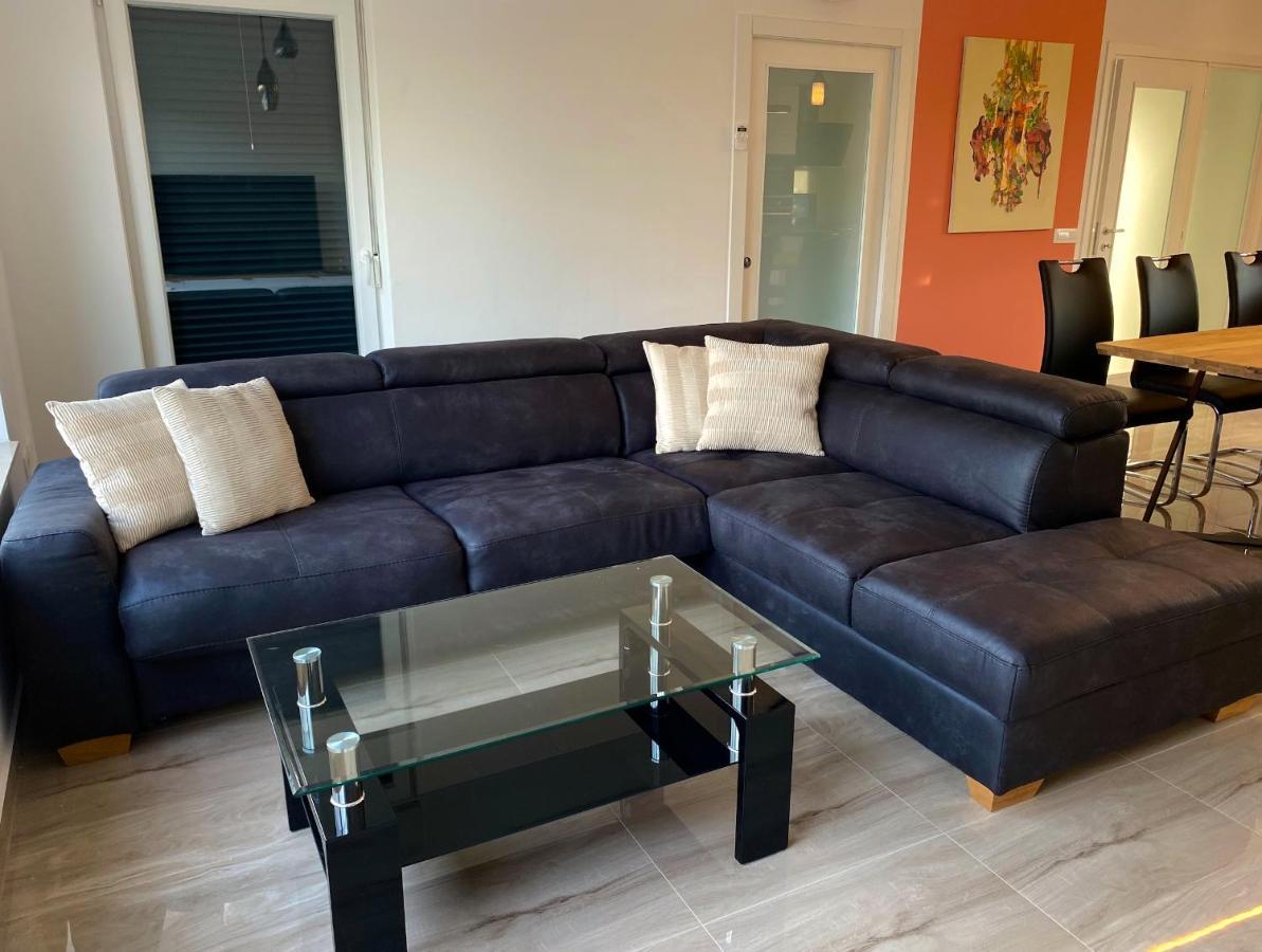 Ferienhaus Luka 자다르 외부 사진
